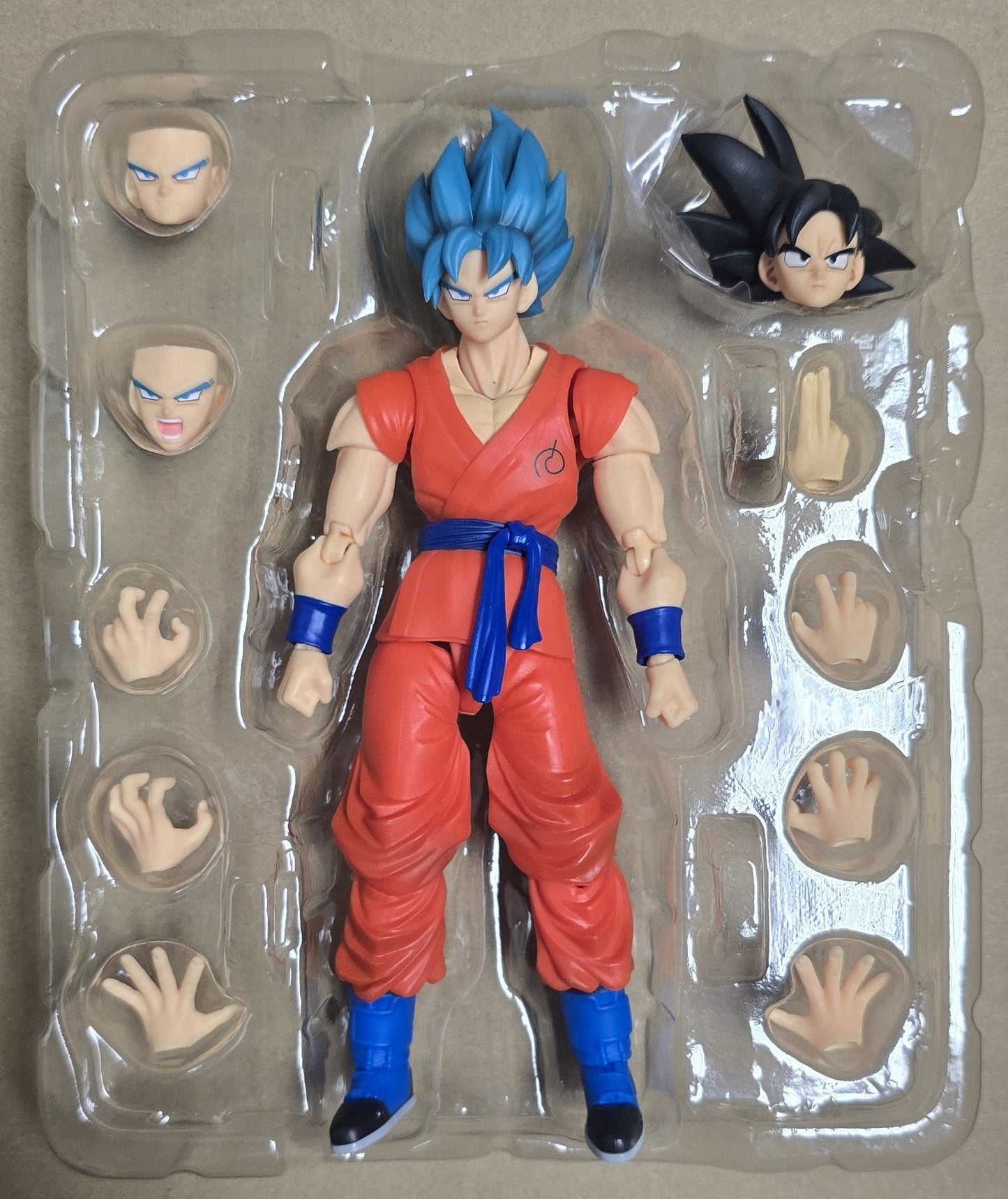 *Open Box* S.H. Figuarts Dragon Ball Z Super Saiyan God Super Saiyan Son Goku Action Figure