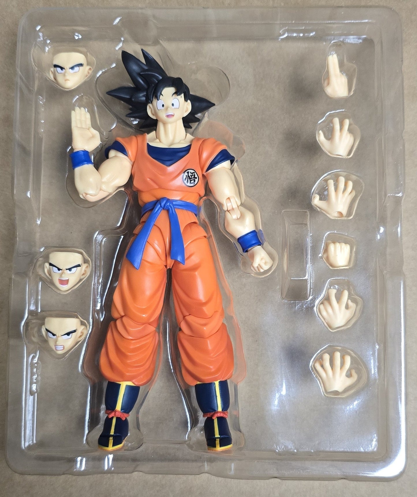 *Open Box* S.H. Figuarts Dragon Ball Z Son Goku A Saiyan Raised on Earth Action Figure