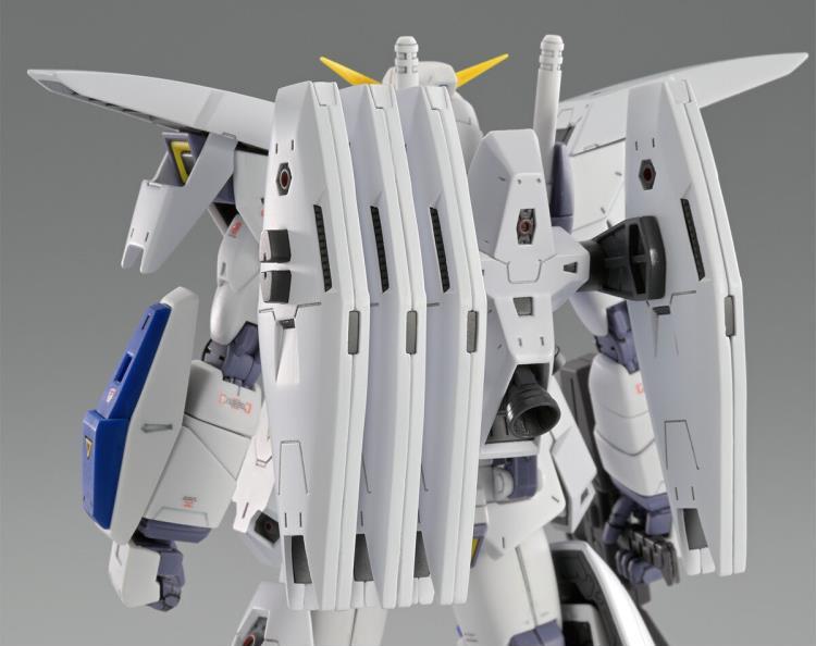 Gundam 1/100 MG F90 Mission Pack J-Type & Q-Type for F90 Gundam Model Kit Exclusive