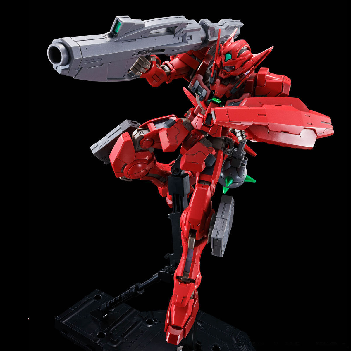 Gundam 1/100 MG GNY-001F Gundam Astraea Type-F (Full Weapon Set) Model Kit Exclusive
