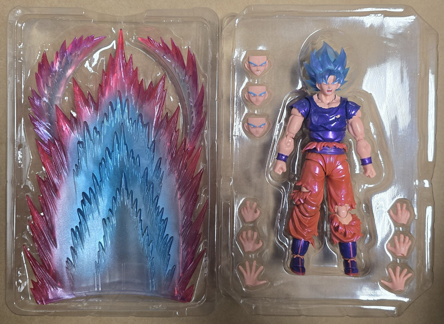 *Open Box* S.H. Figuarts Dragon Ball Z Super Saiyan God Super Saiyan Son Goku Kaio-Ken Event Exclusive Color Action Figure