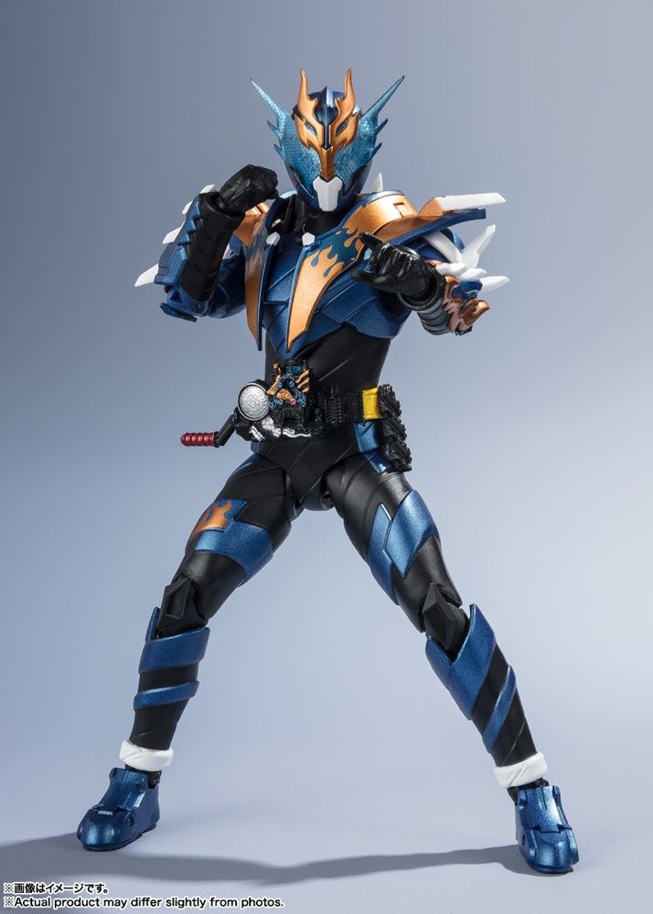 S.H. Figuarts Kamen Rider Build Cross-Z (Heisei Generations Edition) Action Figure