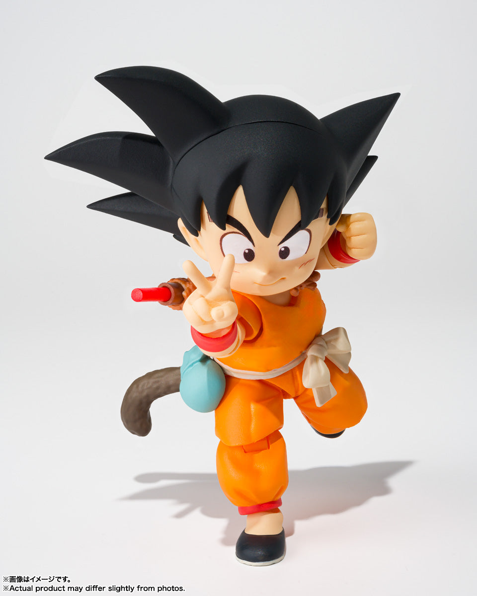 S.H. Figuarts Dragon Ball Son Goku and Dragon 40th Anniversary V-Jump Exclusive w/ Vjump 2024.12 Action Figure