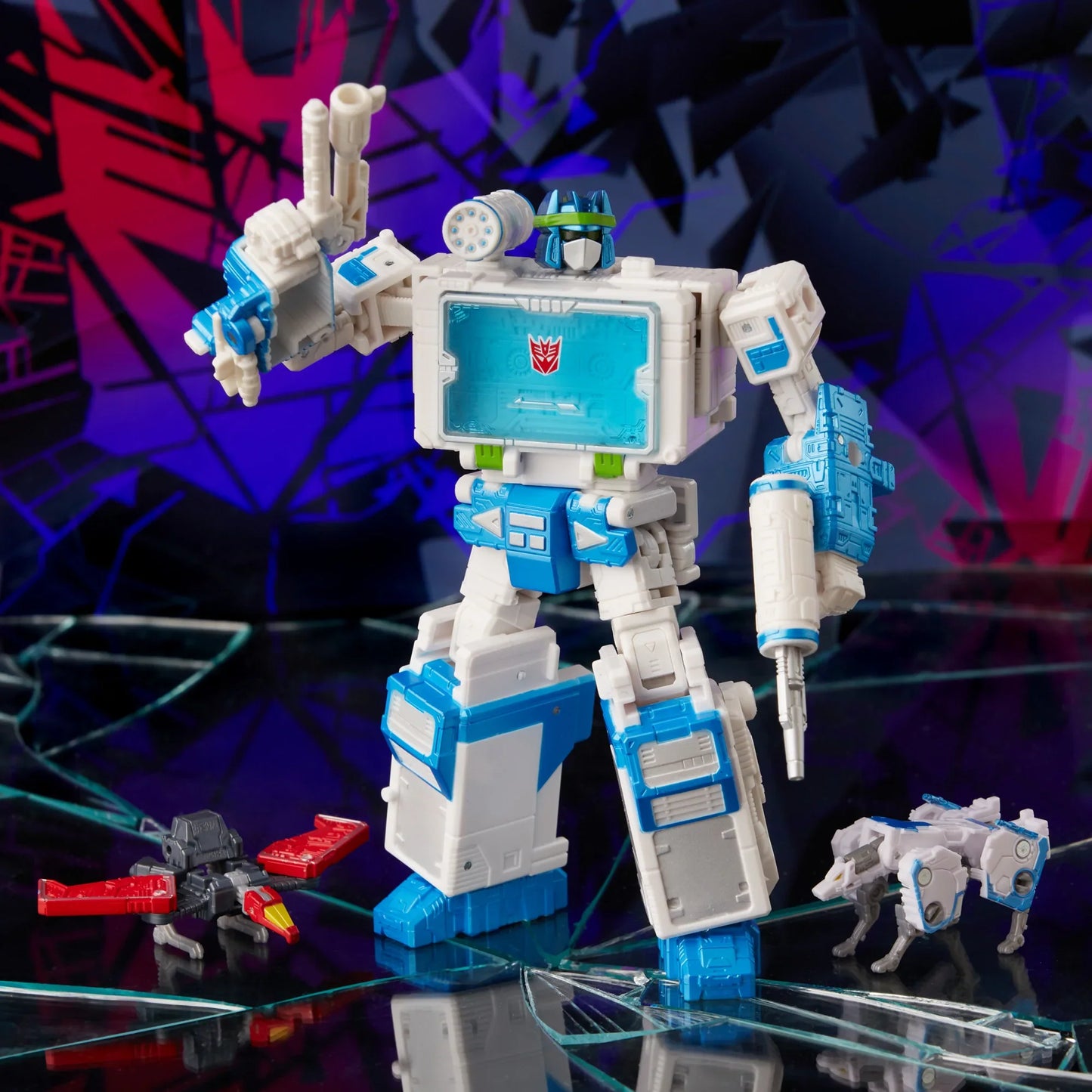 Transformers Generations Shattered Glass Voyager Soundwave, Ravage and Laserbeak Exclusive Action Figure