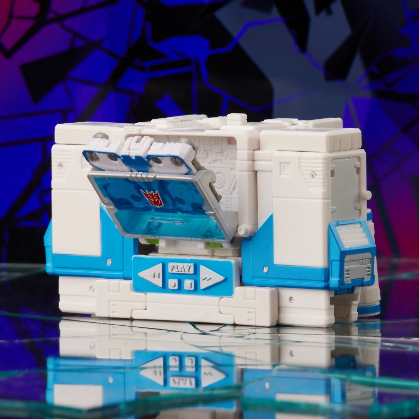 Transformers Generations Shattered Glass Voyager Soundwave, Ravage and Laserbeak Exclusive Action Figure