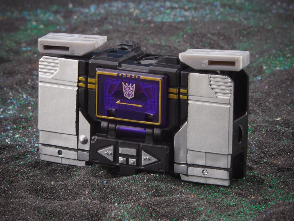 Transformers Generations Legacy Evolution Core Class Soundblaster Action Figure