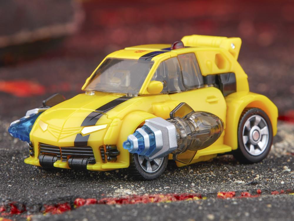 Transformers Generations Legacy United Deluxe Class Animated Universe Bumblebee Action Figure