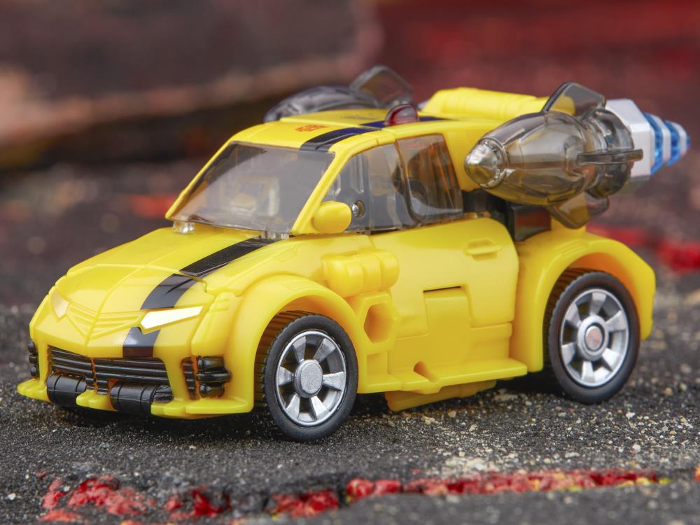 Transformers Generations Legacy United Deluxe Class Animated Universe Bumblebee Action Figure