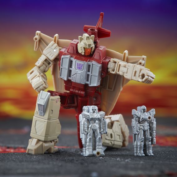 Transformers Generations Legacy United Deluxe Doom'n Destruction Collection 2 Pack (Prime Universe Breakdown, Windsweeper) Action Figure