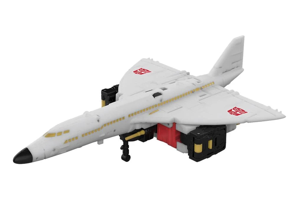 Transformers Generations Age of the Primes Commander Class Aerialbot Silverbolt Action Figure