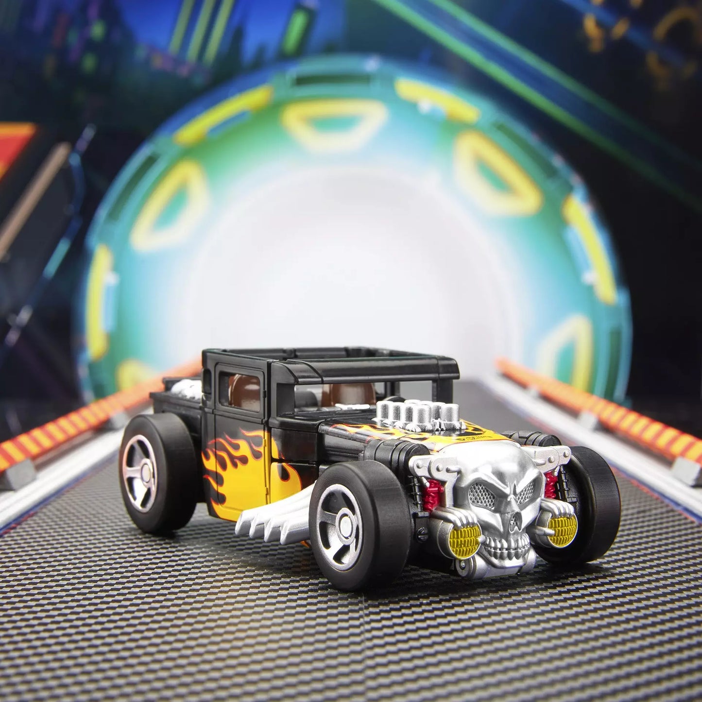 Transformers Collaborative Hot Wheels Bone Shaker Action Figure