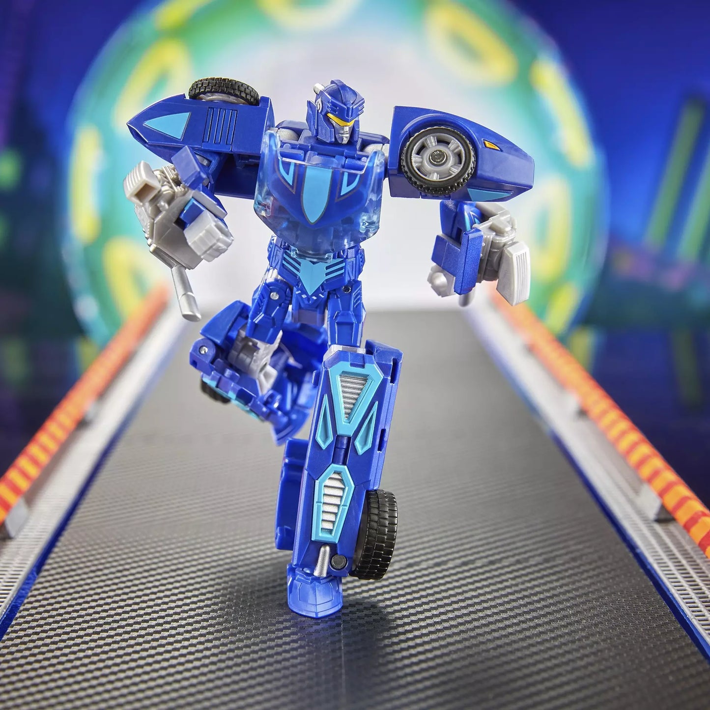Transformers Collaborative Hot Wheels Twin Mill Action Figure